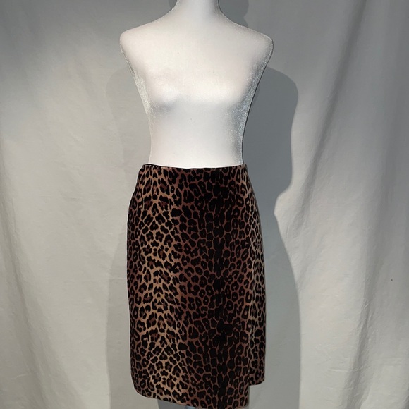 DG2 by Diane Gilman Dresses & Skirts - DG2 High Waisted Leopard Skirt